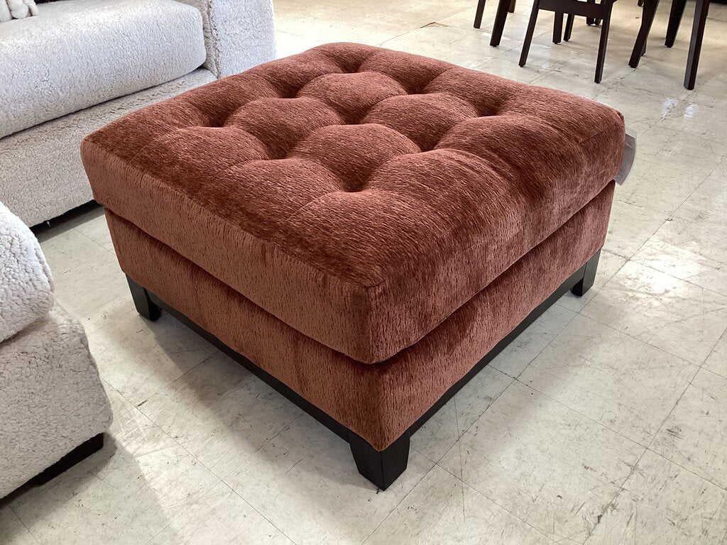 80623 - Ashley Laylabrook Spice Ottoman 35x35x24