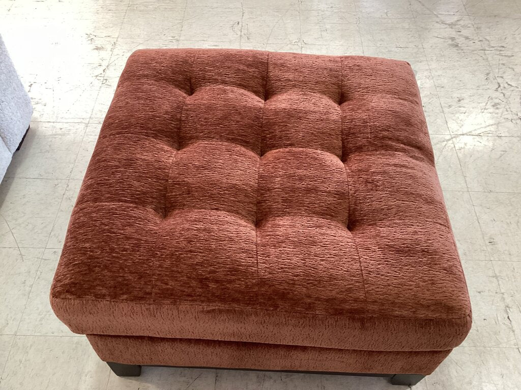 80623 - Ashley Laylabrook Spice Ottoman 35x35x24