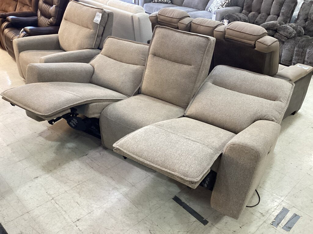 80561 - Simon Li Bespoke Dover Power Sofa 87x36x40