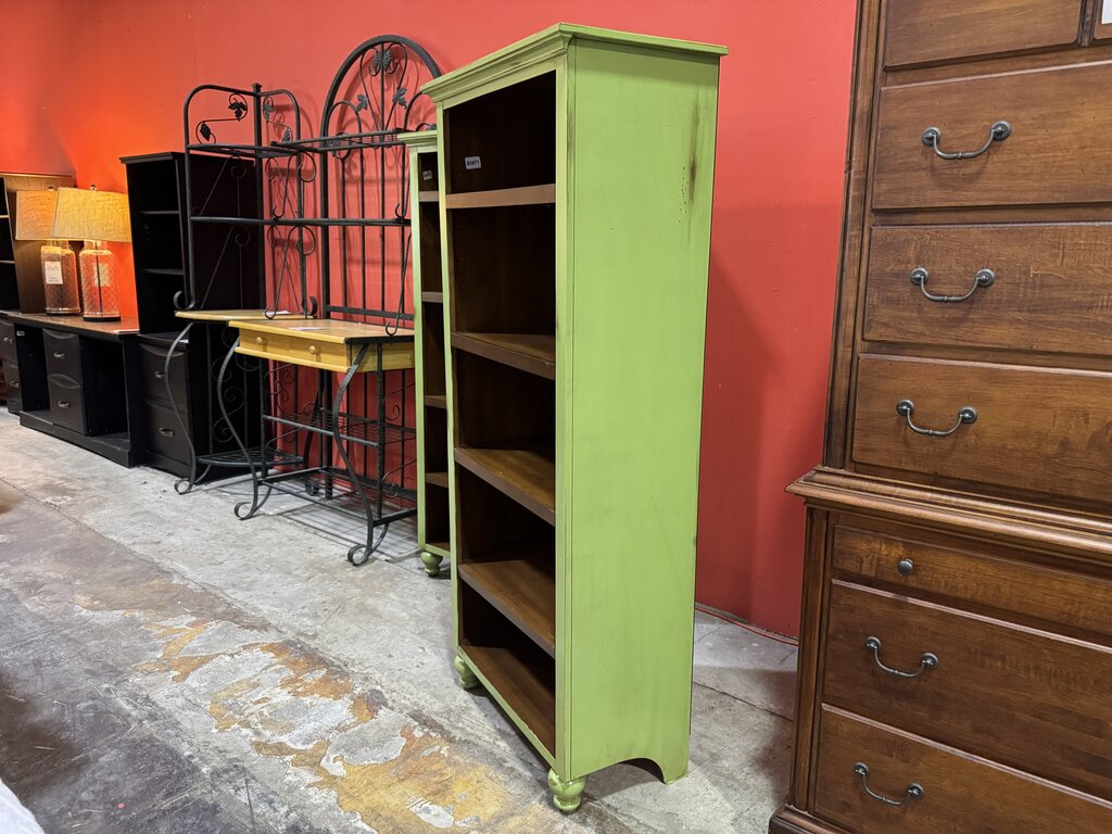 83971 - Rustic Green Bookcase 24x60x13