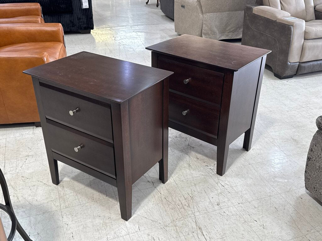 80565 - Pair of Ashley Nightstands 26x17x29