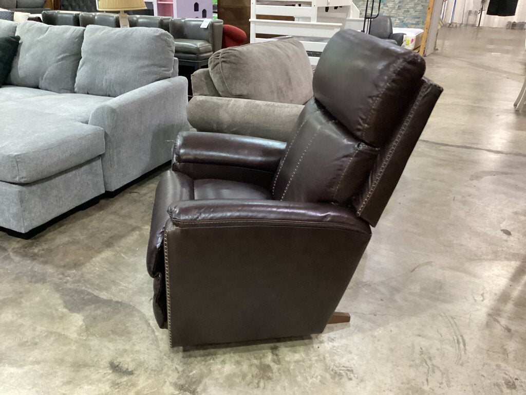 80616 La-Z-Boy Talladega Chesnut Recliner 37x29x41