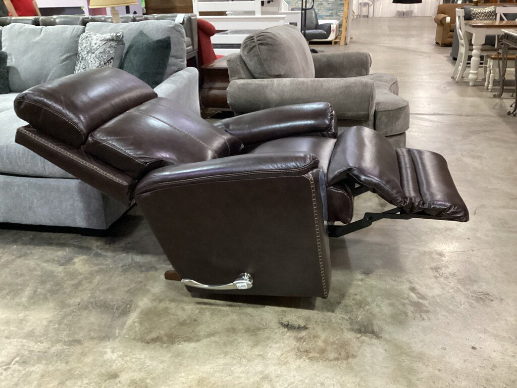 80616 La-Z-Boy Talladega Chesnut Recliner 37x29x41