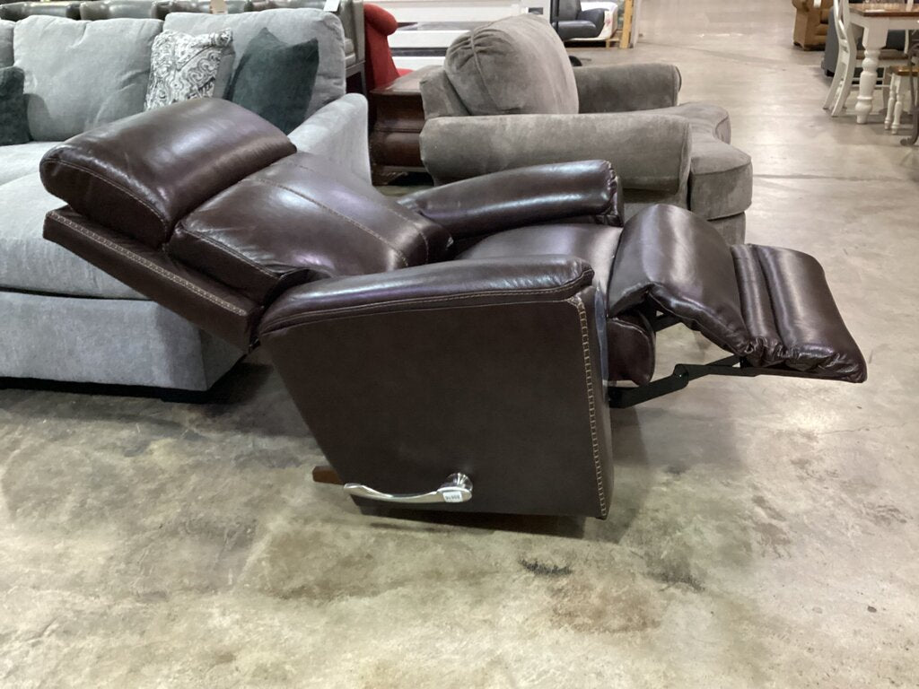 80616 La-Z-Boy Talladega Chesnut Recliner 37x29x41