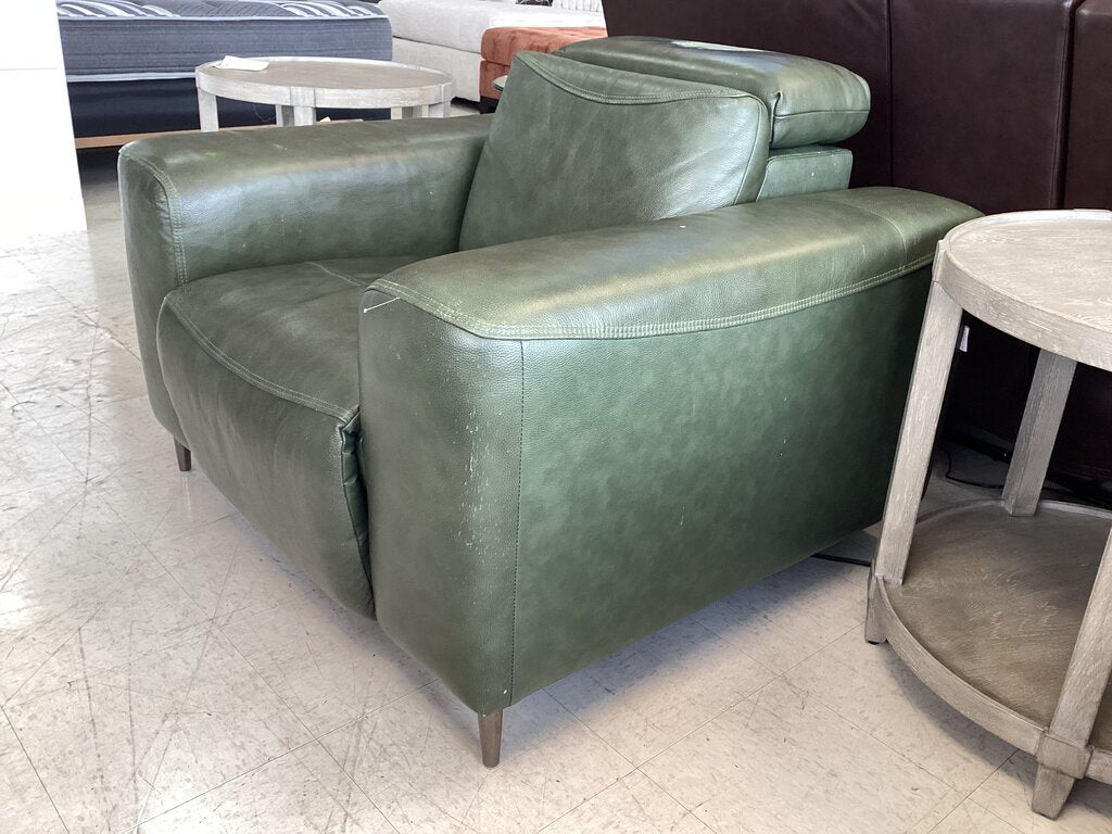 80630 - Boulevard Power Motion Leather Chair w/Power Headrest 43x44x40