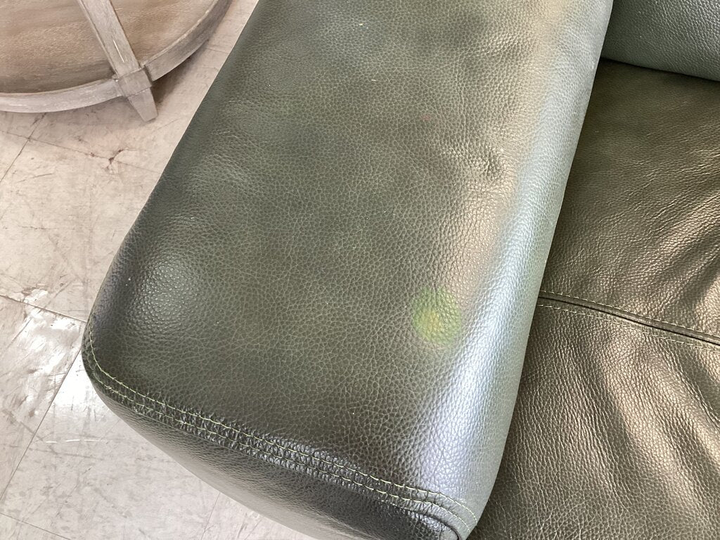 80630 - Boulevard Power Motion Leather Chair w/Power Headrest 43x44x40