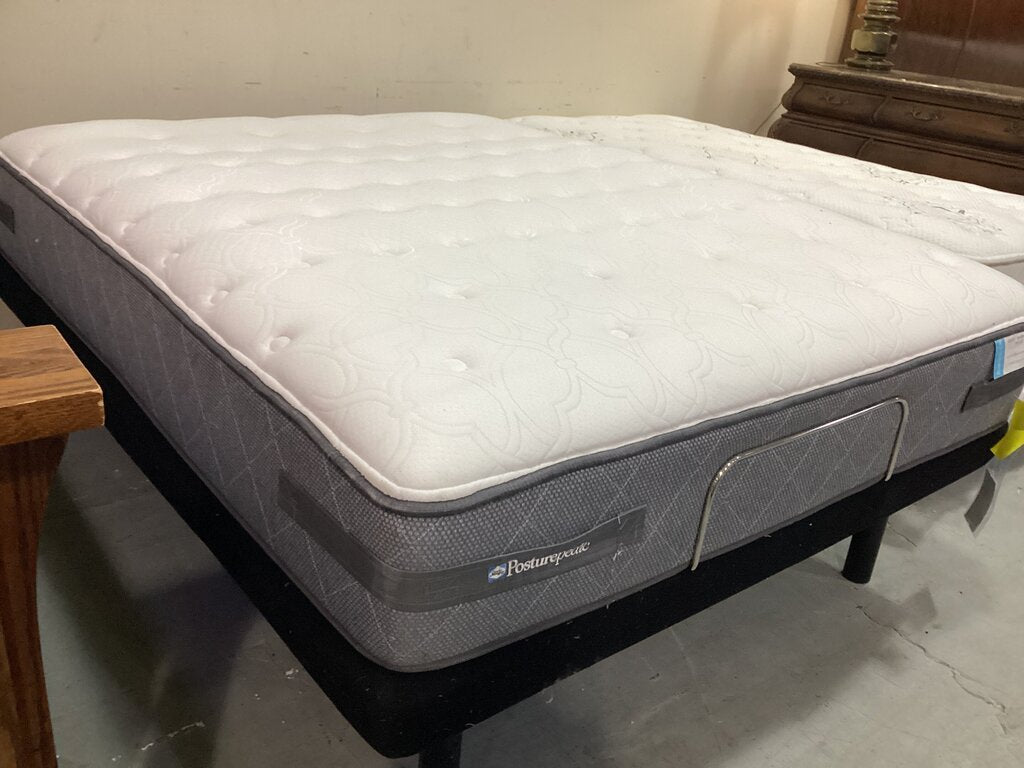80606 - Posturepedic Queen 10" Mattress