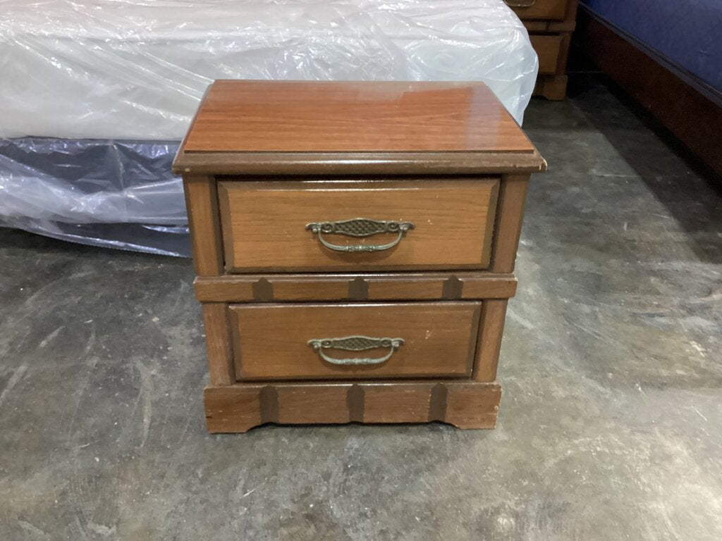 83930 - Ken Mullins Pecan Nightstand 22x15x23