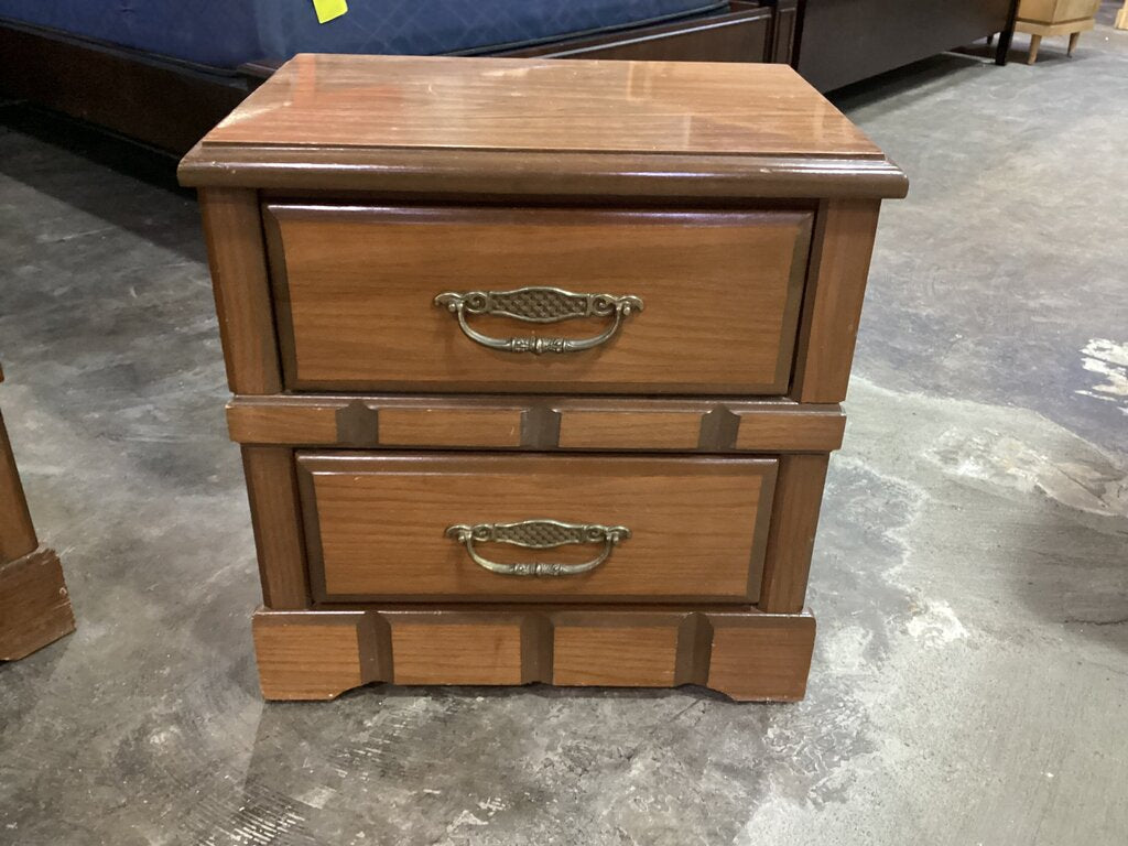 83929 - Ken Mullins Pecan Nightstand 22x15x23