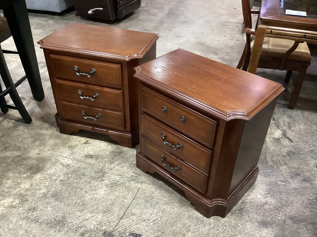 80596 - Pair Of Ashley Inlay Nightstands 26x16x25