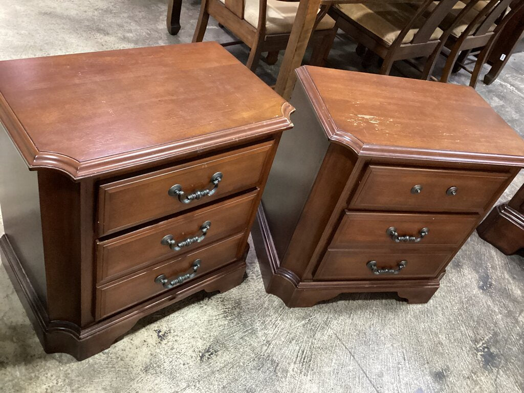 80596 - Pair Of Ashley Inlay Nightstands 26x16x25