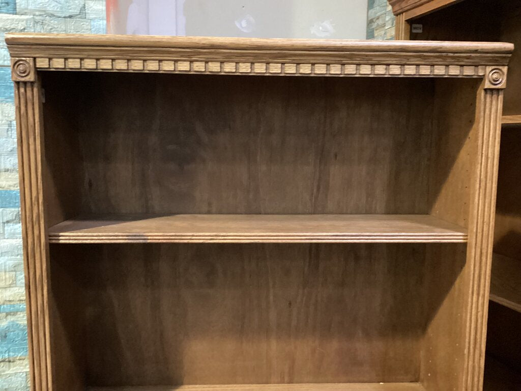 80571 - AspenHome 4 Shelf Oak Bookcase 33x10x60