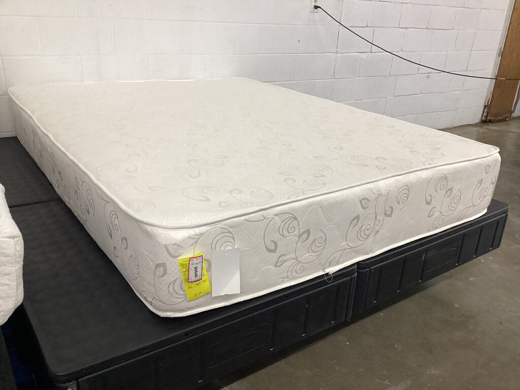 80646 - White Queen Mattress (Pearl)