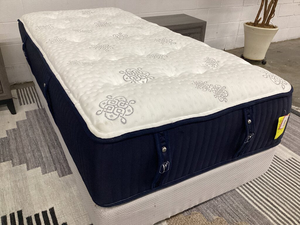 80676 - William & Lawrence Apsley Twin XL Mattress