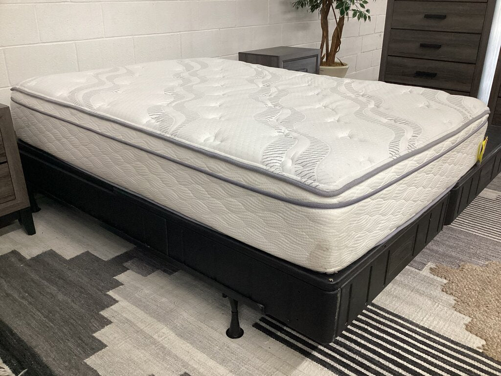 80663 - Serta Wynstone Full Mattress
