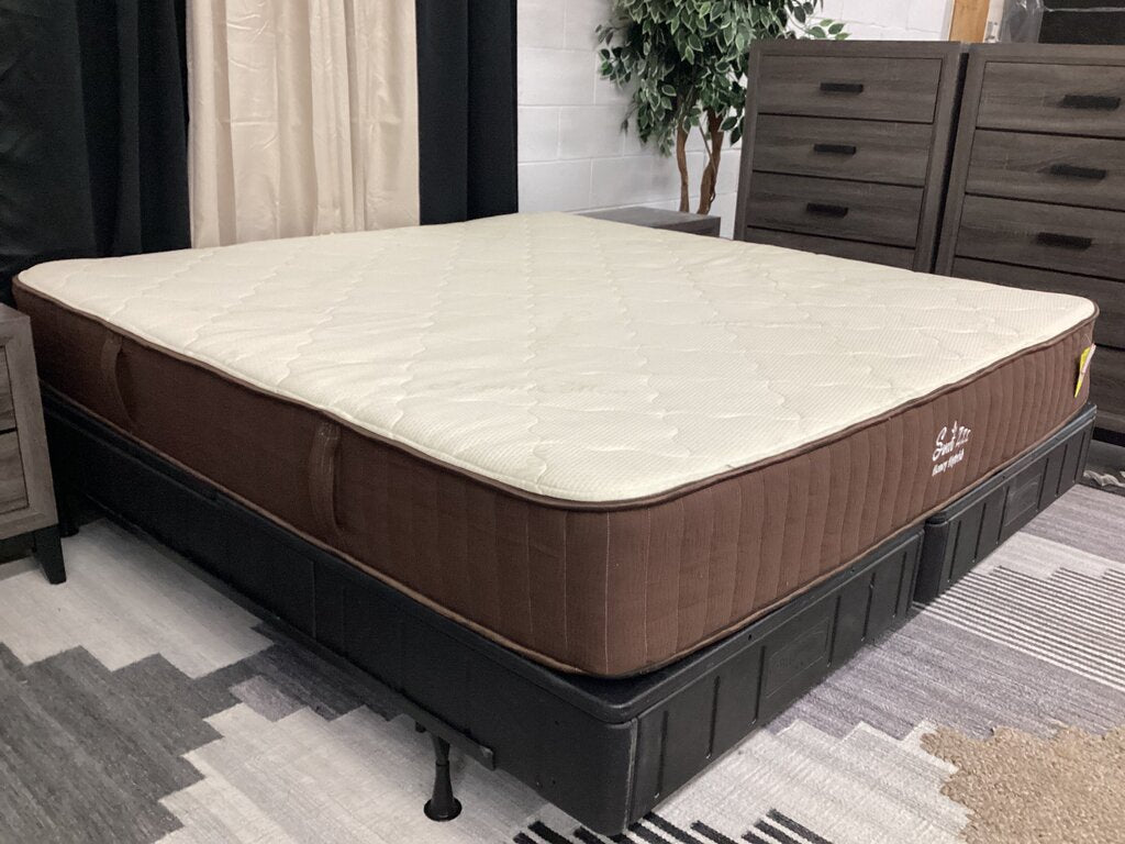 80668 - Sweet ZZZ Honey Hybrid Organic 10" King Mattress