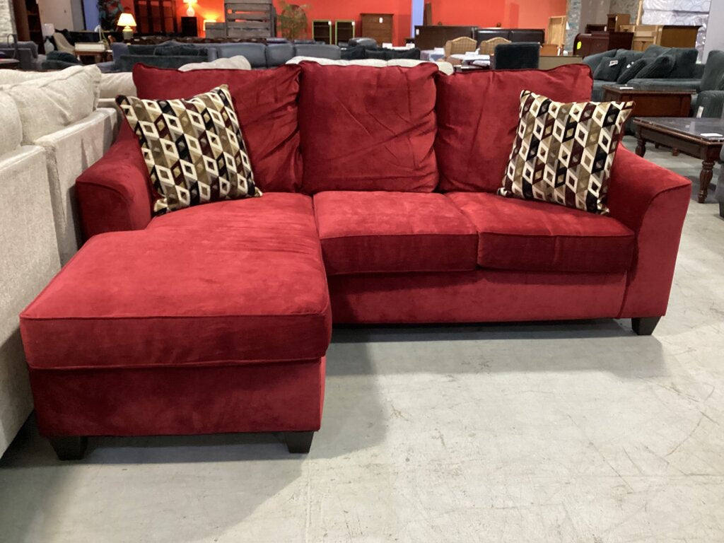 80693 Elizabeth Crimson Sofa Chaise 89x68x41