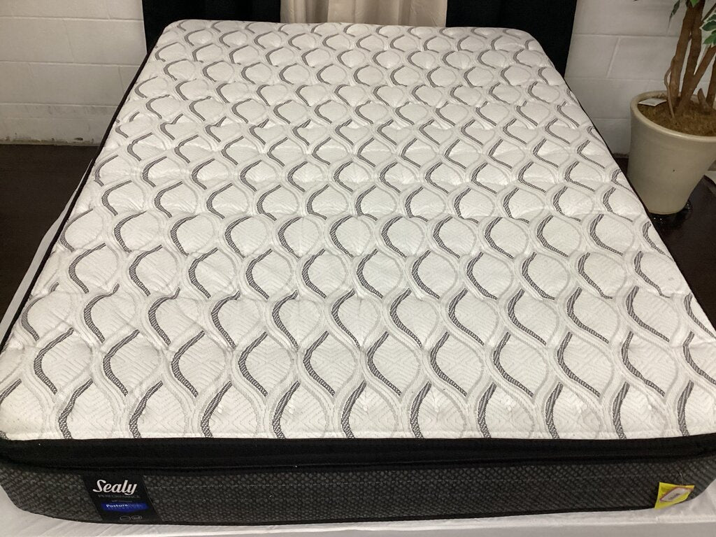80703 - Sealy Posturepedic Performance Queen 12" Mattress