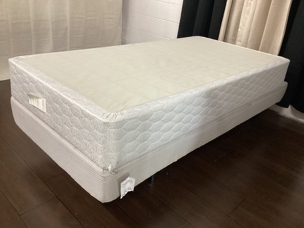 80721 - Serta Twin Box Spring / Foundation