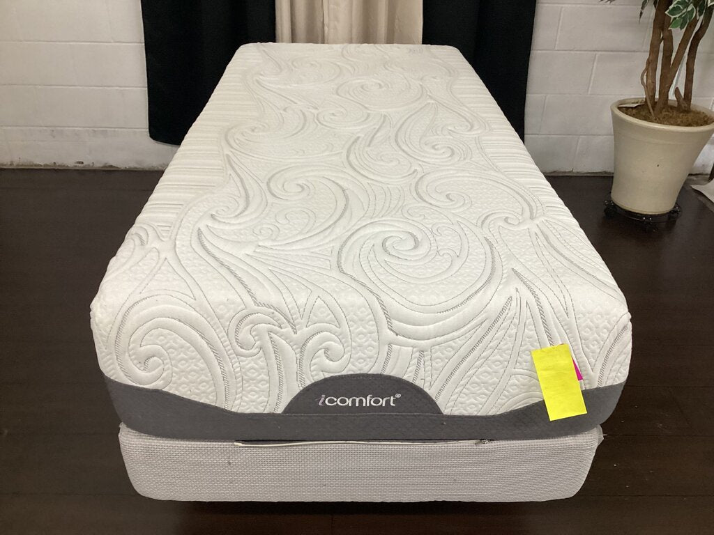 80702 - Serta Icomfort Savant Everfeel Twin XL Matress