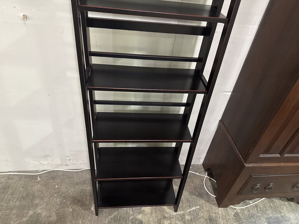 80657 - Ladder Bookshelf 23x10x72