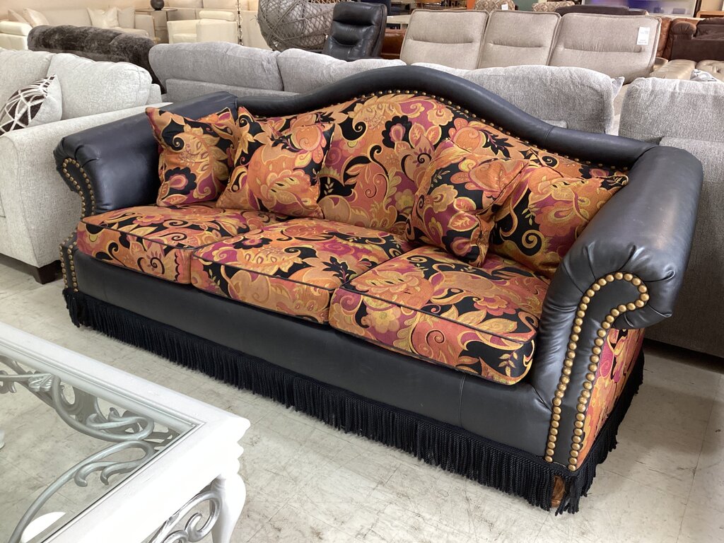 80726 - Camel Back Rolled Arm Floral Print Sofa & Loveseat LS(66x34x39) Sofa - (88x34x39)