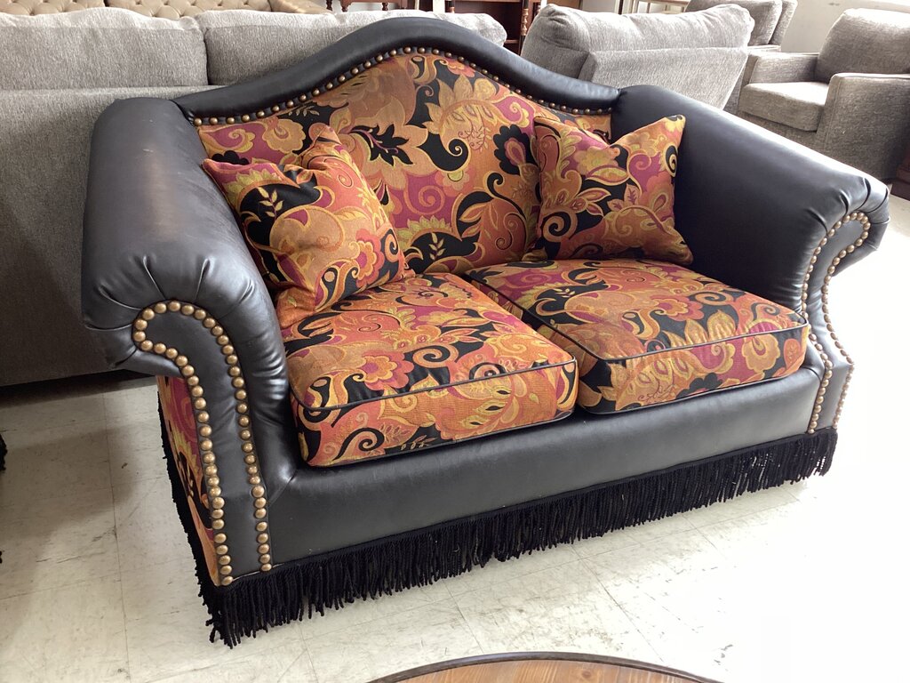 80726 - Camel Back Rolled Arm Floral Print Sofa & Loveseat LS(66x34x39) Sofa - (88x34x39)