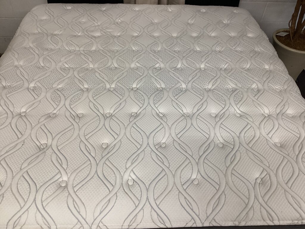 80727 - Sealy Posturepedic Deveraux Firm King Mattress