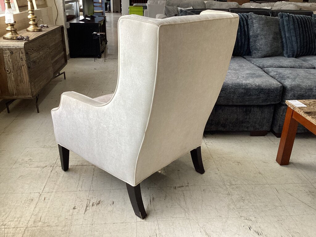 80725 - Jonathan Louis Metropolitan Wing Back Chair 30x32x43