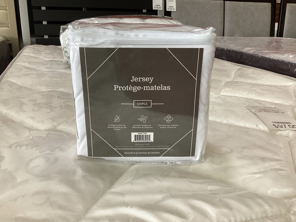 Weekender Jersey Twin Mattress Protector