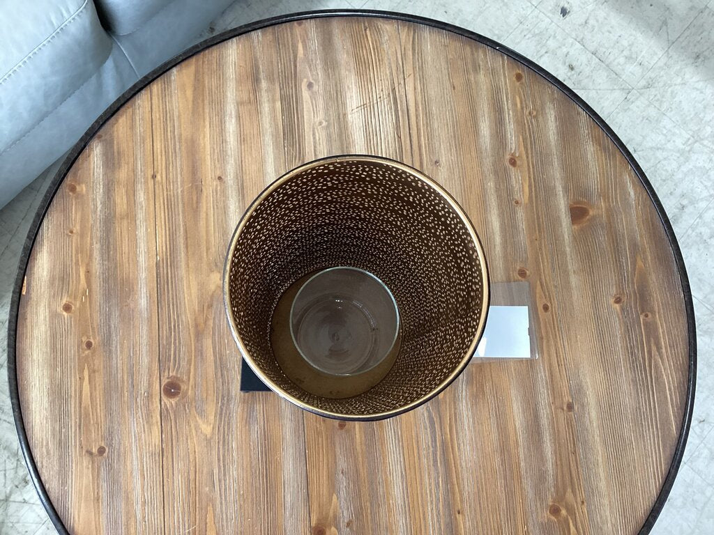 83987 - Metal and Glass Mantern 23"