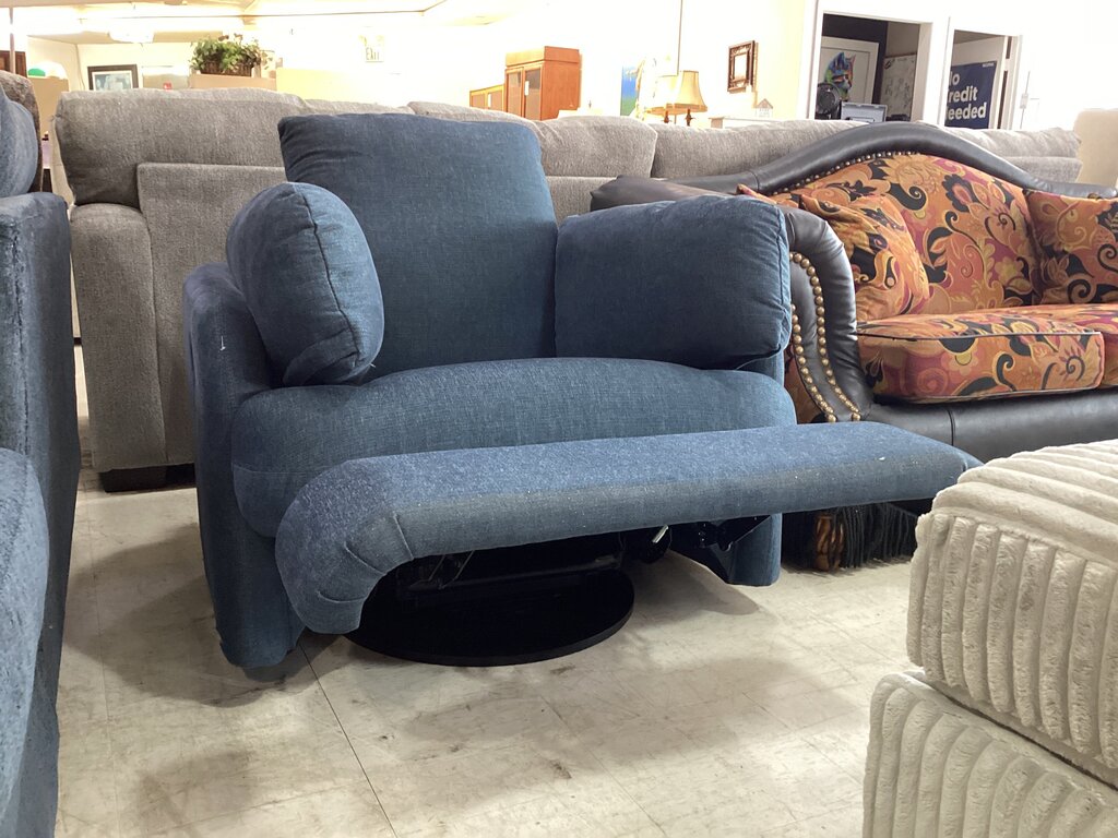 80738 - Ashley Modmax Ink Swivel Recliner 41x40x40