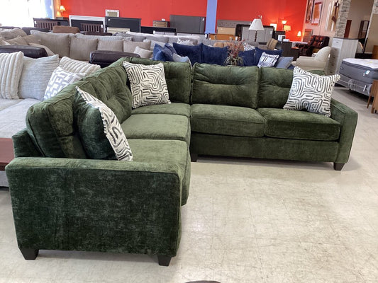 Braves Olive NEW 2pc Sectional 105x105x36 (71010-23)