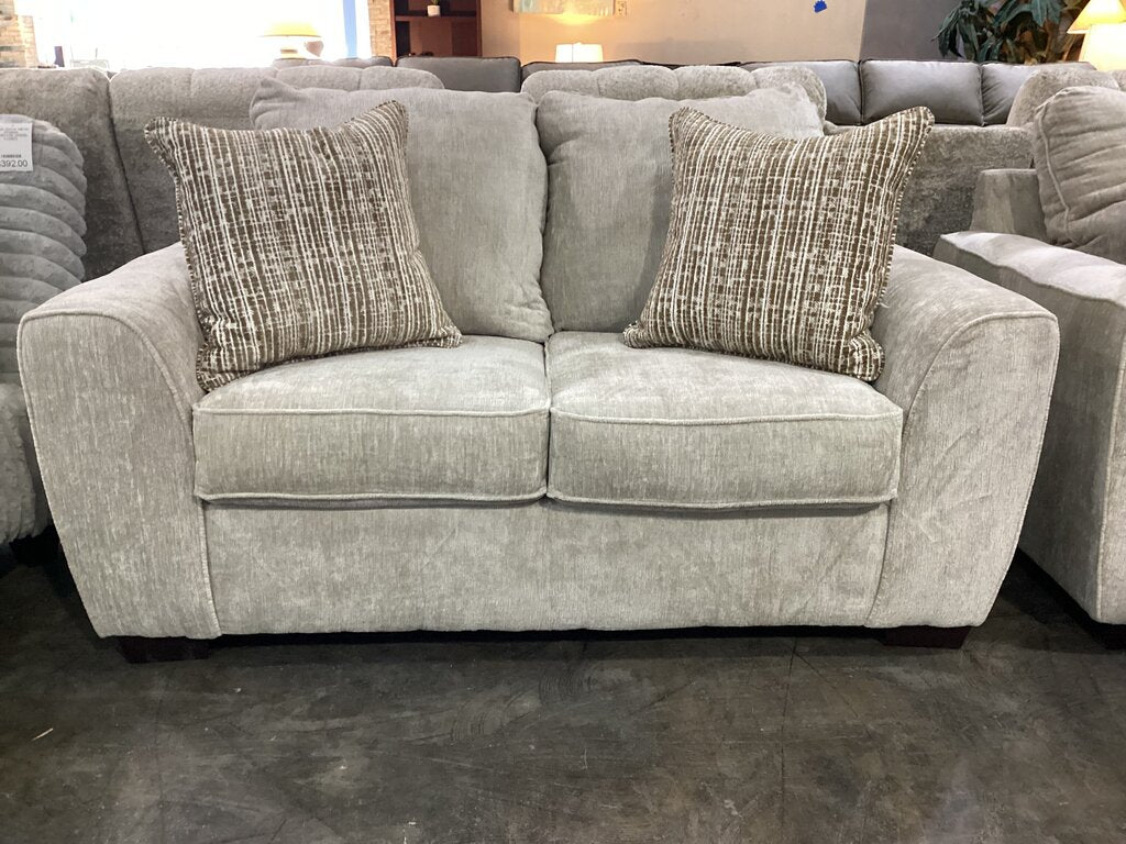 Ritz Taupe NEW Loveseat 67x38x39 (12502-5864)