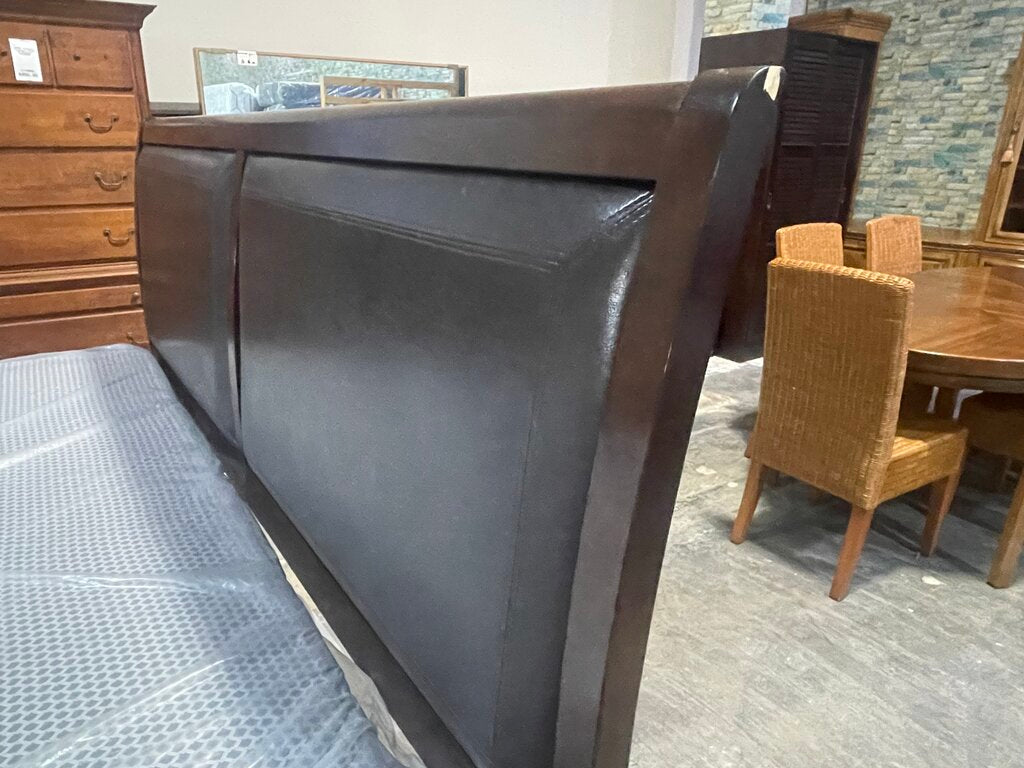 80775 - Ashley Padded King Bedframe 79x85x32