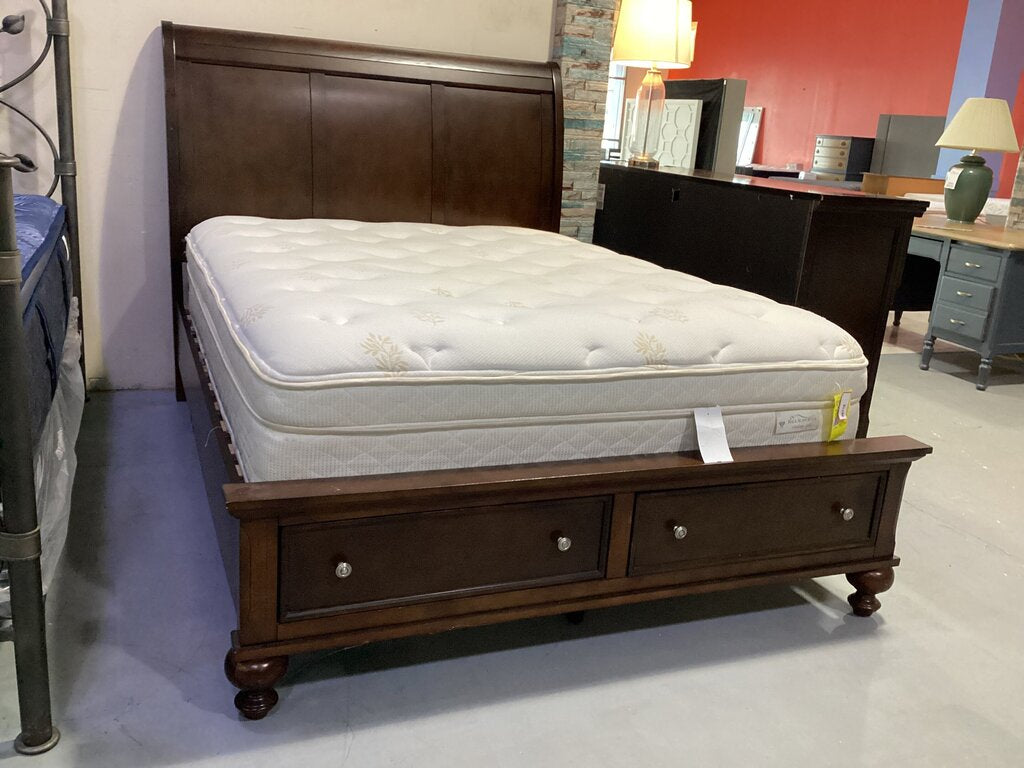 80763 Queen Storage Bedframe 65x94x56