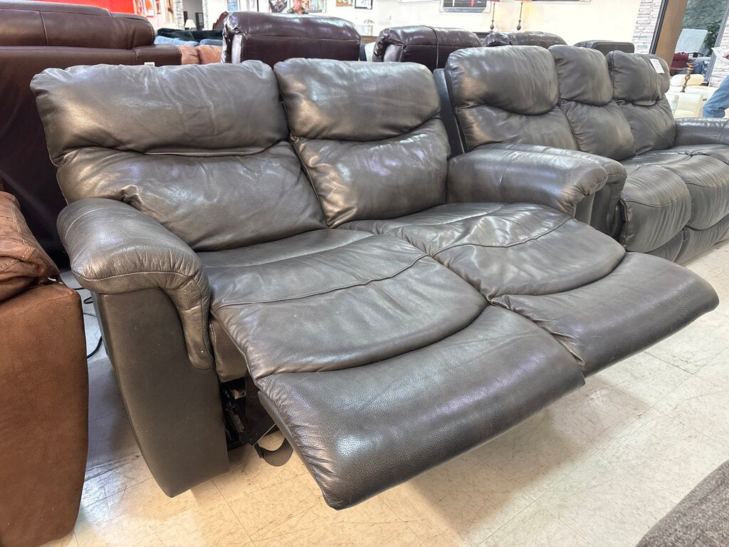 80756 - La-Z-Boy Power Motion Loveseat 63x42x39