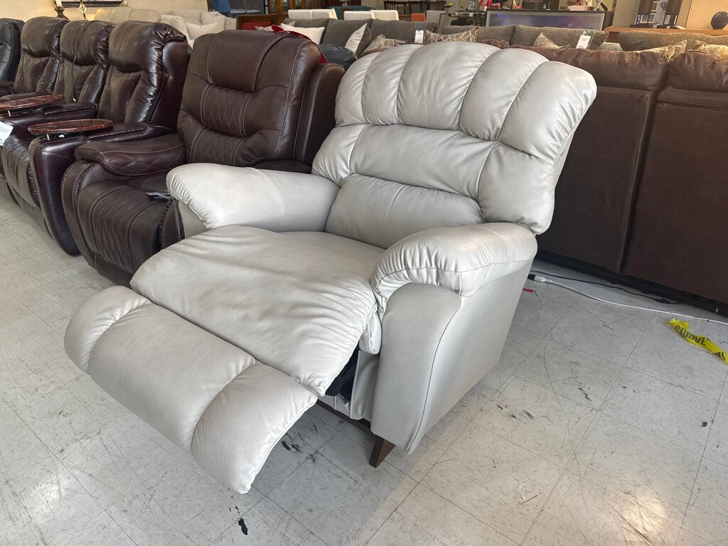 80789 - La-Z-Boy Randell Power Motion Recliner w/Power Headrest & Lumbar 46x42x47