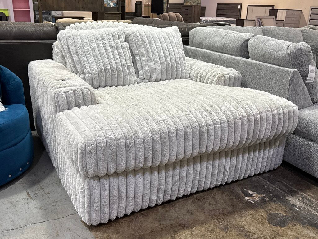 80842 - Ashley Stupendous Alloy Oversized Chaise w/Cup Holders 64x68x41