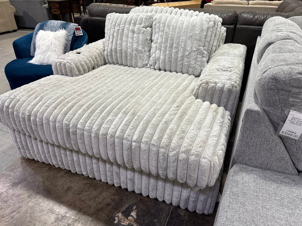 80842 - Ashley Stupendous Alloy Oversized Chaise w/Cup Holders 64x68x41