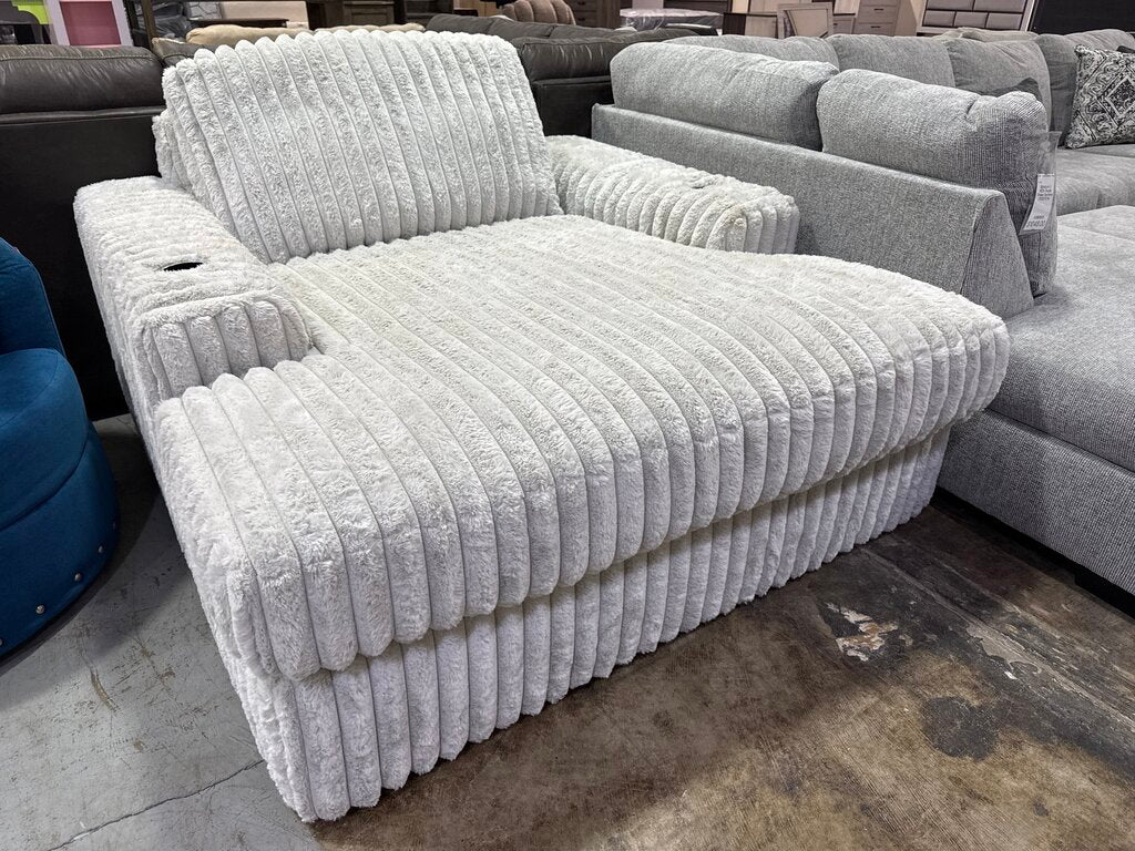 80842 - Ashley Stupendous Alloy Oversized Chaise w/Cup Holders 64x68x41