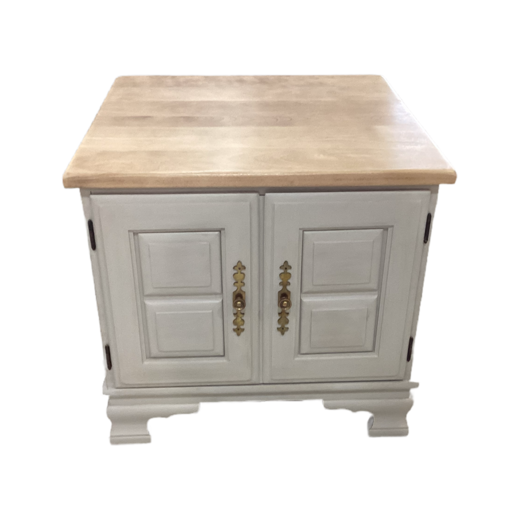 80845 (8442-36) Two Door End Table 24x24x22