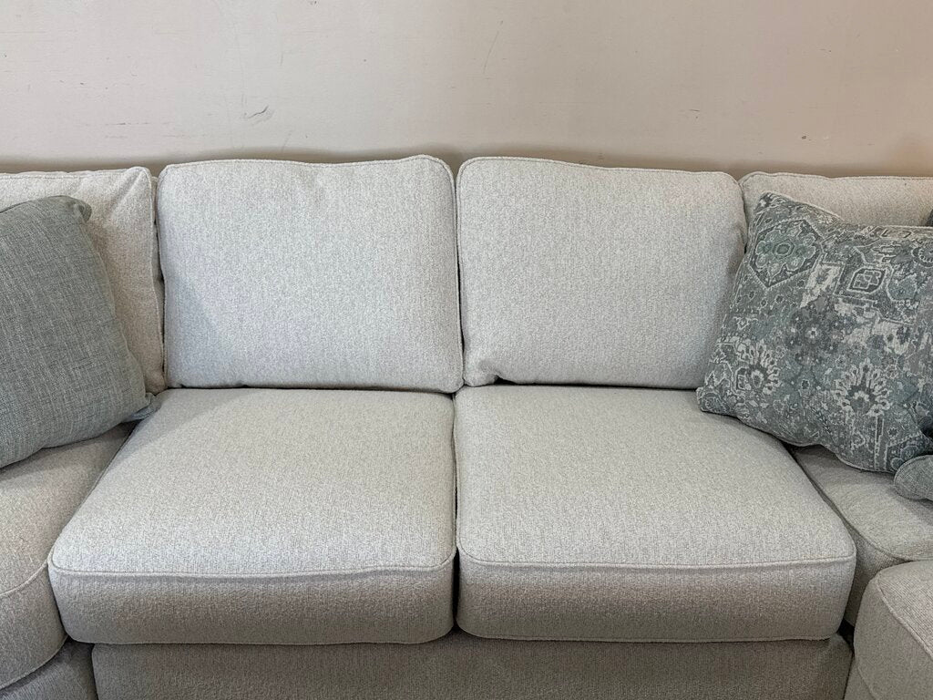80768 - Ashley Flynndale Marble 3pc Sectional w/Ottoman 149x86x36; 53x38x20