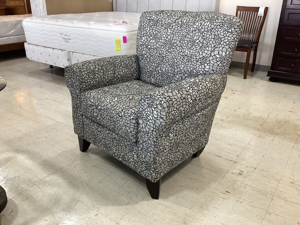 80877 - Michael Nicholas Affleck Accent Chair 36x28x37