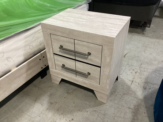 Westwind NEW Nightstand 21x15x23 (123097)