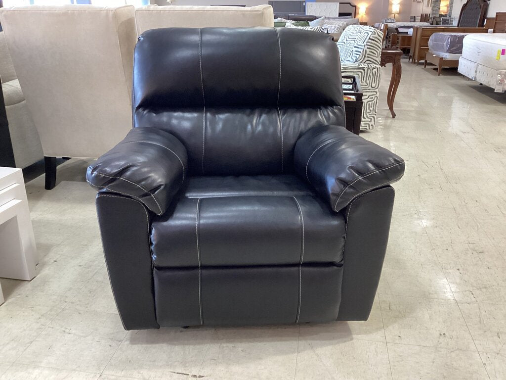 80939 - Black Rocker Recliner 40x38x39