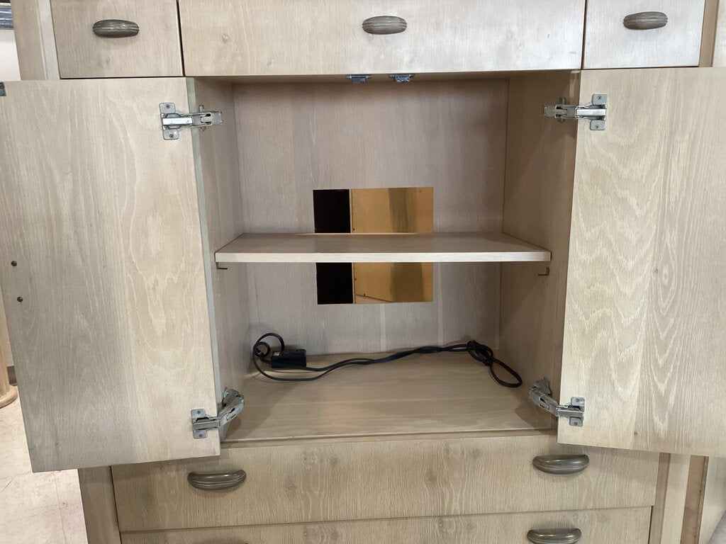 80946 - Henredon Enchantment Chest 48x19x62