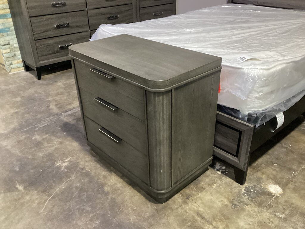 80974 Riverside Furniture Precision 3 Drawer Nightstand 32x18x30
