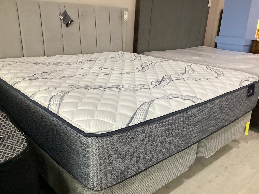 80964 Serta Perfect Sleeper London Mills King Mattress
