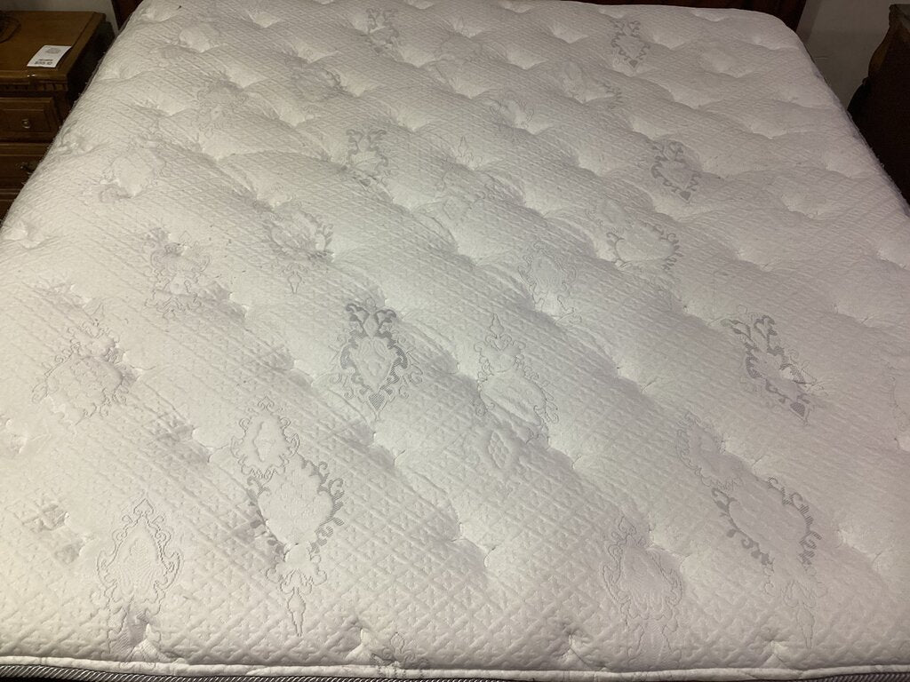 80954 Jamison The Resort Hotel Collection King Mattress